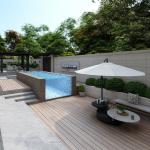 Transparent Acrylic Shipping Container Swimming Pool 30-950mm Thickness 1.2g/cm3