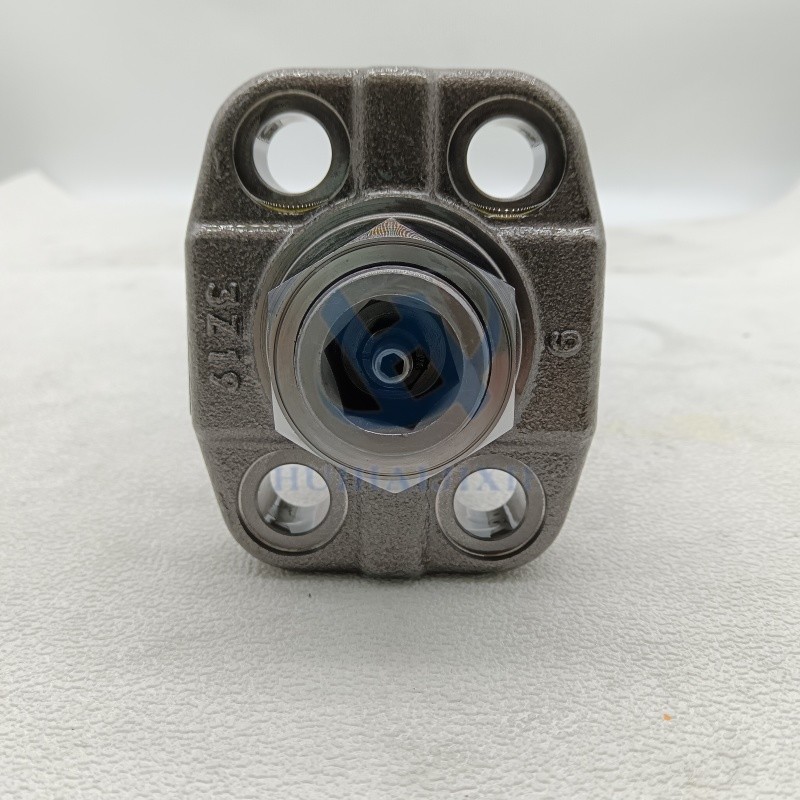 Hydraulic Pump Parts Valve 708-2H-03110 Valve for PC300-6 PC400-6 Excavator Valve 7082H03110
