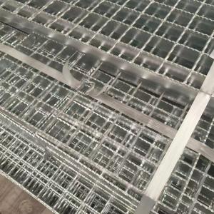 Wholesale 30mm Pitch Heavy Duty Steel Grating Meets YB/T4001-2007 Standard from china suppliers