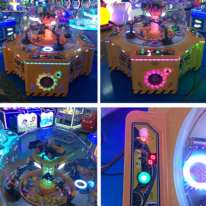 Four Players Candy Crane Claw Machine , Coin Operated Claw Machine 650W