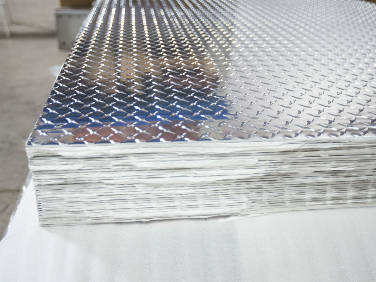AISI 201 Stainless Steel Plate Sheet 6000mm Length Bright Anneal