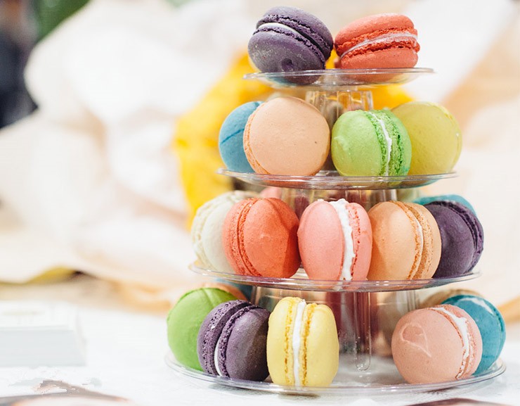 4-layer clear smaller plastic macaron tower party favor boxes