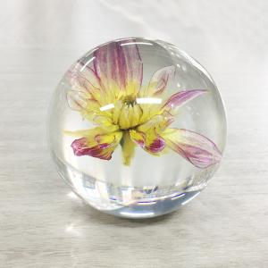 Wholesale Popular Flower Paperweight Ball Personalized Crystal Paperweight from china suppliers