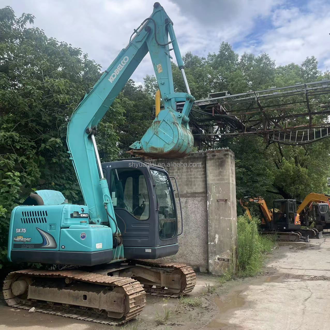 Core Components Used Kobelco SK75 Excavator Precision Transformers and Hydraulic Systems