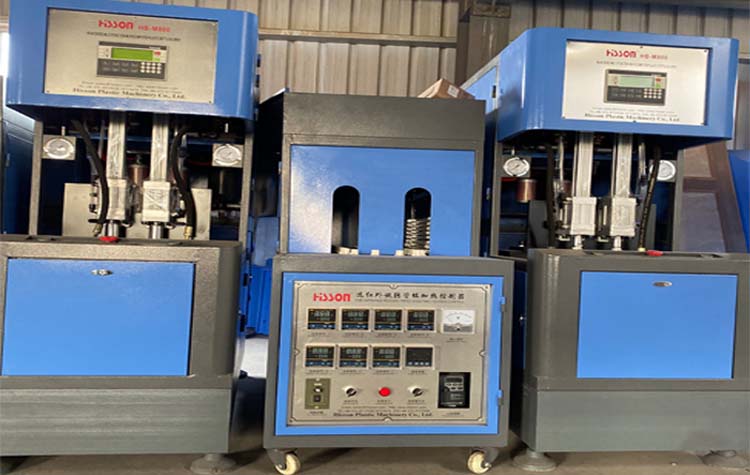 200mm Neck Diameter Double Heads PET Blowing Machine Easy to Operate and User-friendly