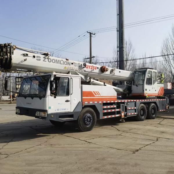 RY25V 39m Hydraulic Arm Crane 25 Ton Used Crane Trucks White Max. Lifting Load