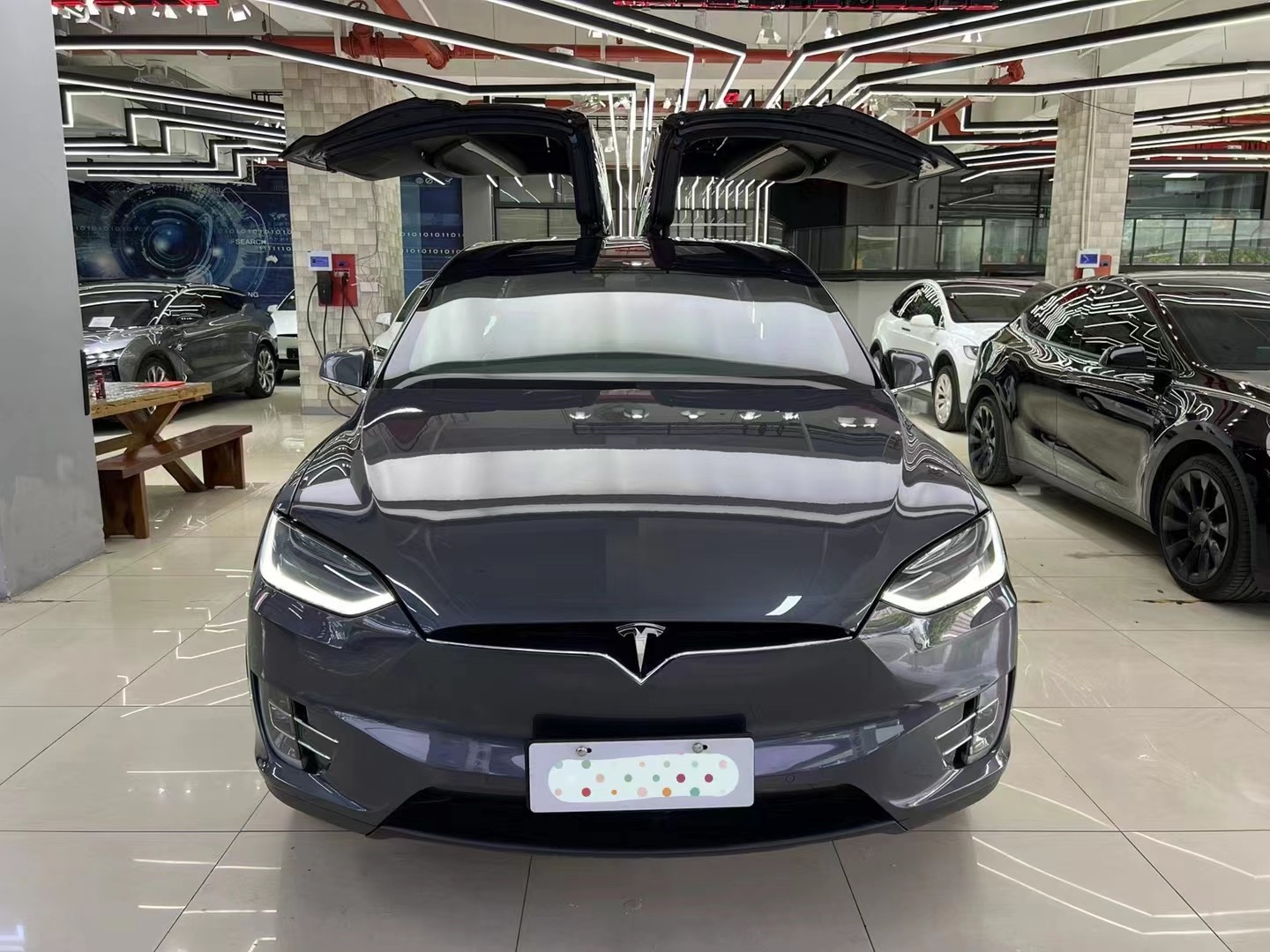 21 Silver Tesla Model X Dual Motors Ternary Lithium Battery Mileage 43000KM SUV