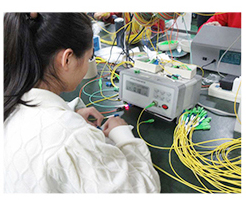 86 Plate Optical Termination Box Splicing Function Indoor FTTH Splitter Distribution Box