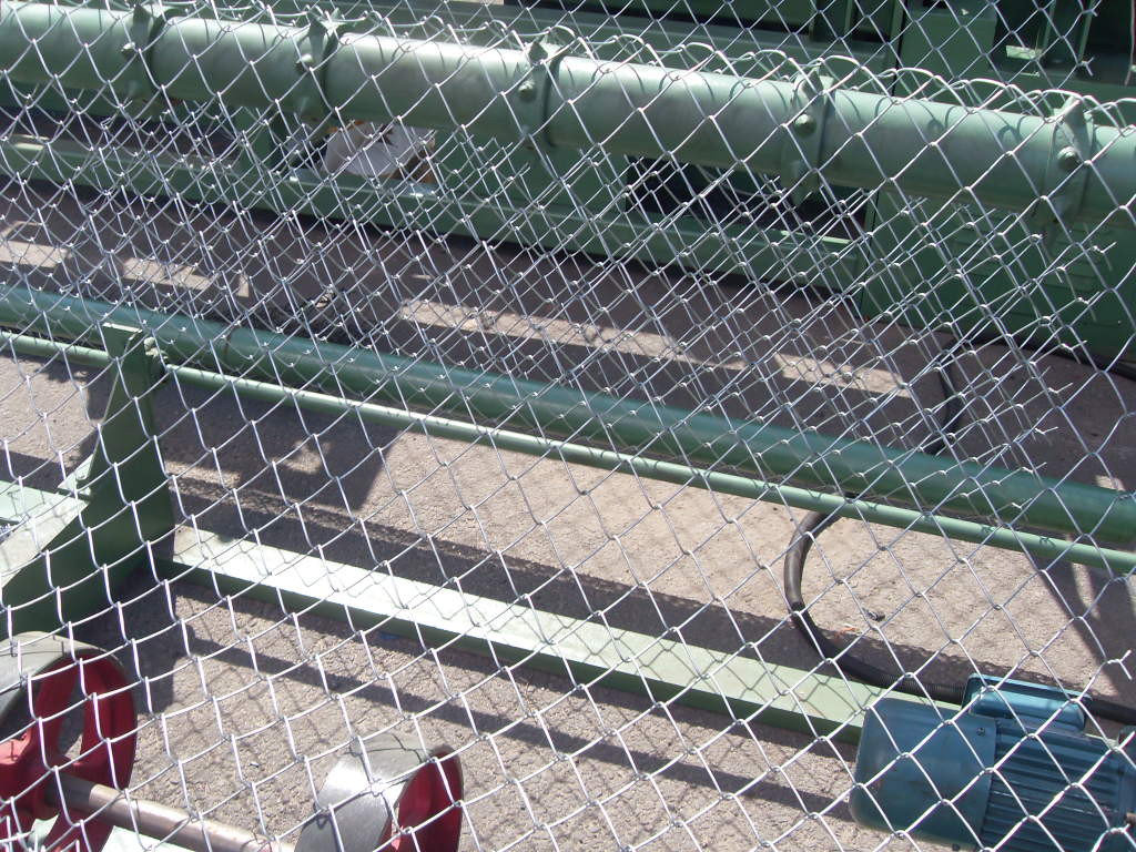 Chain Mesh & Security fencing/ Chain Mesh & Cyclone fencing for sale