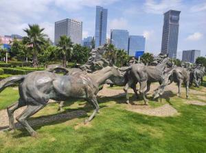 Wholesale Modern Bronze Horse Statue , Outdoor Bronze Sculpture Public Decoration from china suppliers