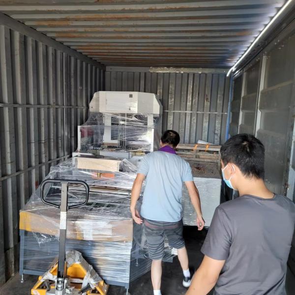 Sheet Fed Paper Feeding And Gluing Machine Automatic Grade Paper Forming Machine