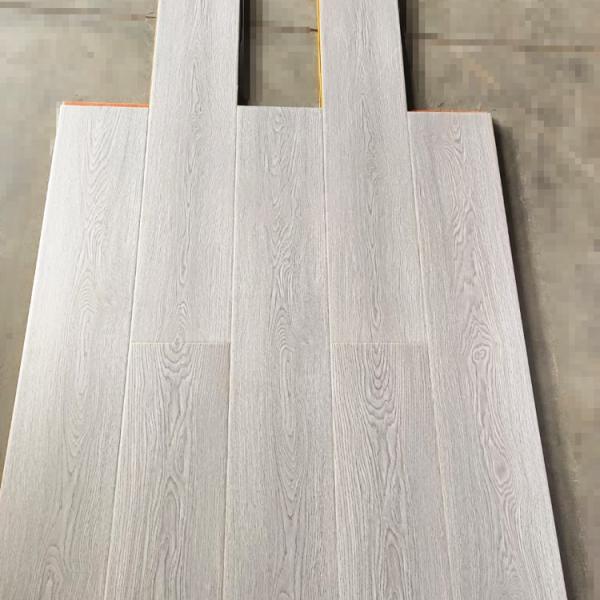 AC5 AC4 Laminate Floating Flooring MDF Waterproof Engineered Wood Flooring