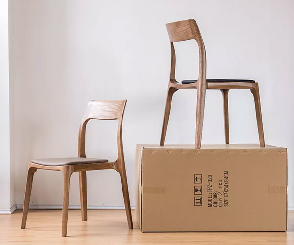 Modern Nordic Solid Ash Wood Dining Chair Antique PU Leather Furniture
