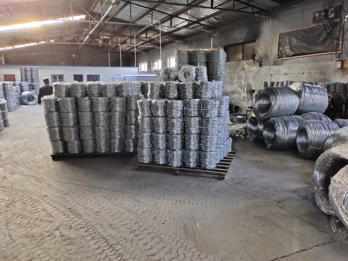 galvanized barbed wire 