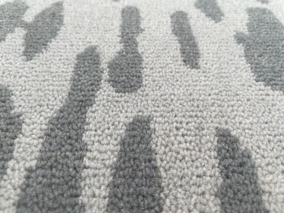 Lobby Wall To Wall Woven Axminster Carpet With Wool And Nylon