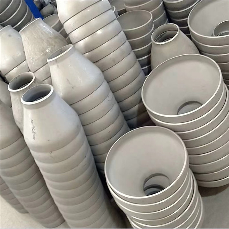 Forged ANSI B16.9 ASTM B363 1/2"- 24" Titanium Buttweld Reducer for Seamless Bending and Welding