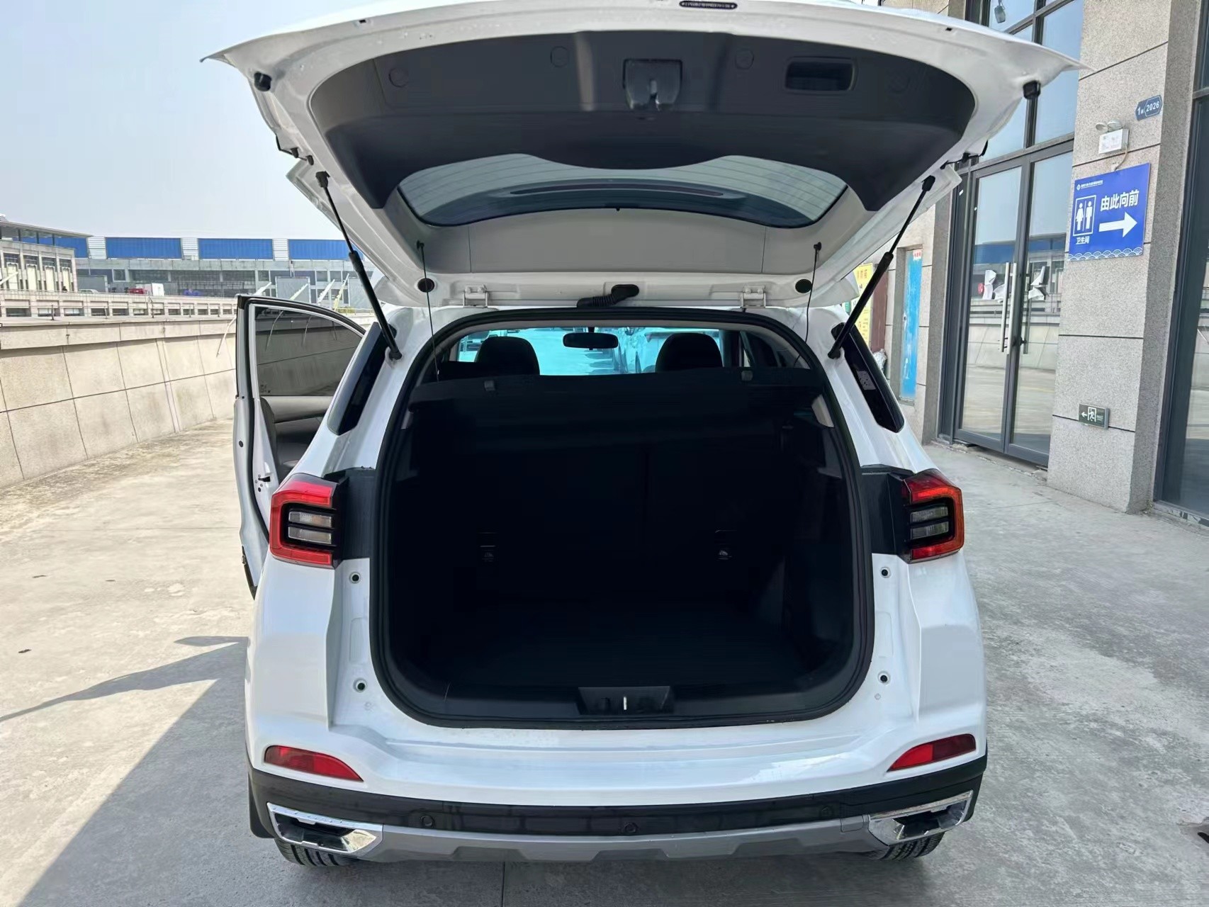 Used Good Quality Cheap Gasoline 2021 Chery Tiggo 5x 5 Doors 5 Seats Small SUV China Professional Car Exporter
