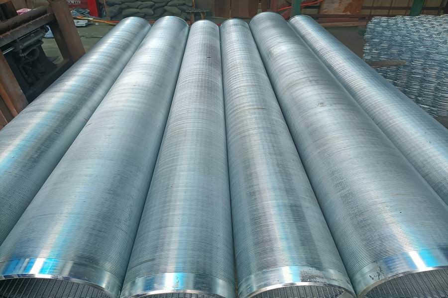 Q195 Q235 Wire Wrapped Screens Sand Control Deep Well Pipes 10Inch