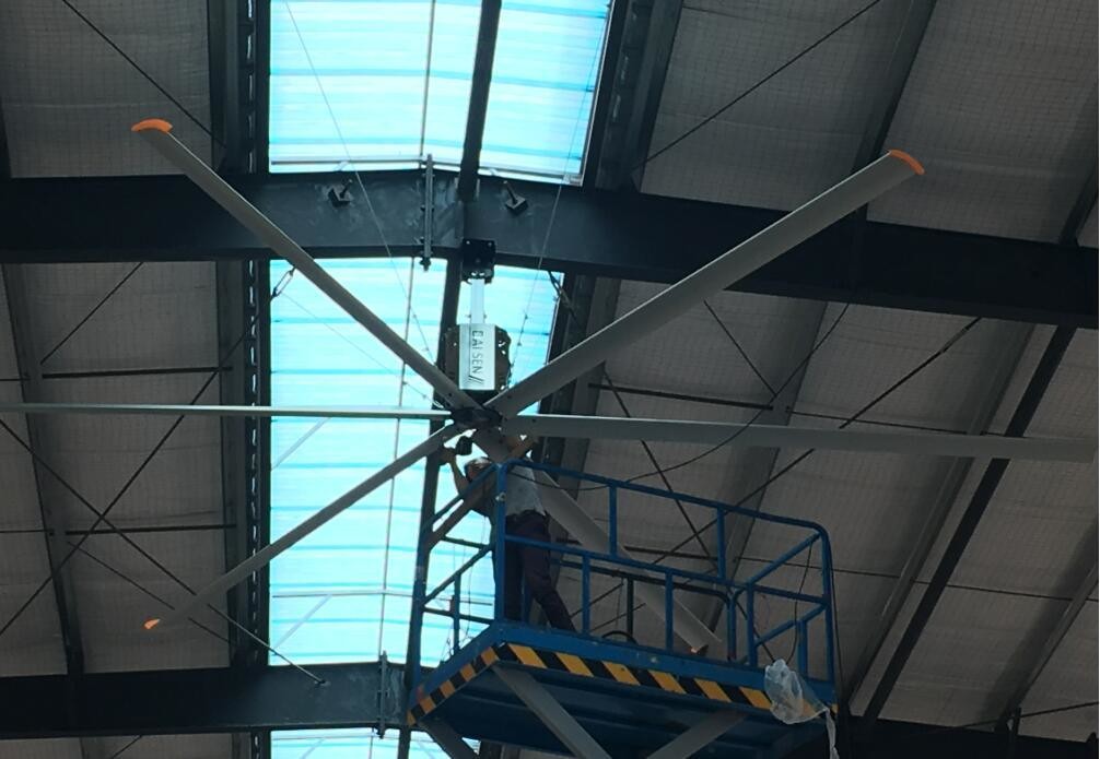 Wholesale Workshop Pole Mounted HVLS Fan from china suppliers