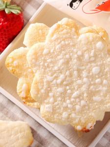 Wholesale Savor the Crispiness: Individually Packaged Shrimp Meat Snowflake Snacks from china suppliers