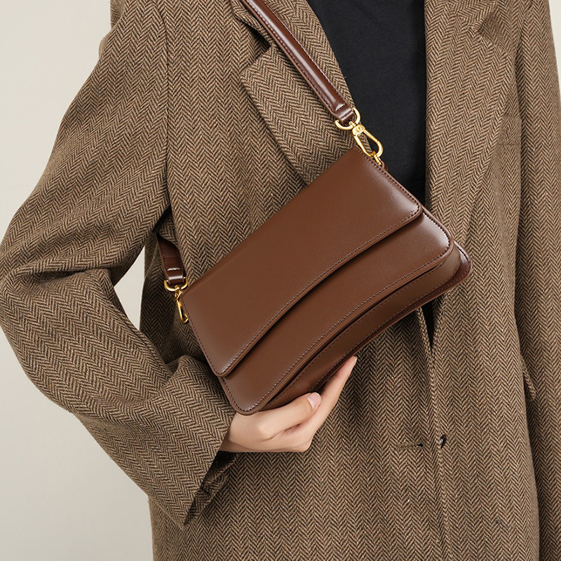 Low MOQ Mix Models 2024 Luxury Design Mini Leather Flap Crossbody Sling Bags For Women