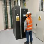 Eaton Brand batterie eaton 93PR series UPS15-500KVA 25KVA-200KVA uninterruptible