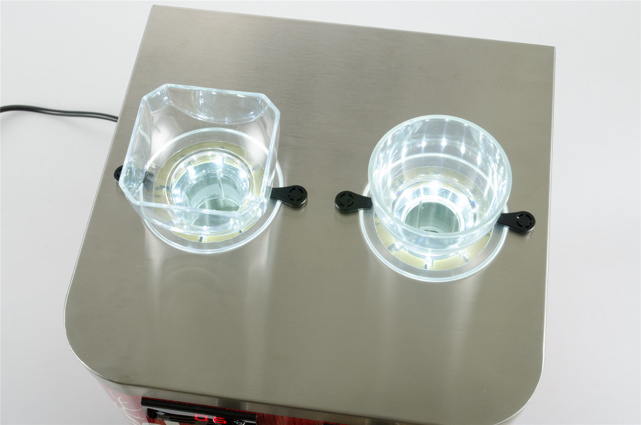 Restaurant Double Shot Chiller Double Tap Dispensing Design With 2 Bottle Holders