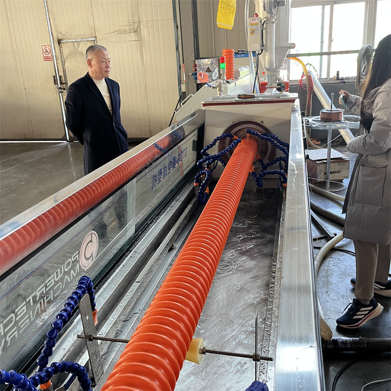 Single Screw Corrugated Pipe Extrusion Line With 31kw Installed Power 22 Rpm Screw Speed