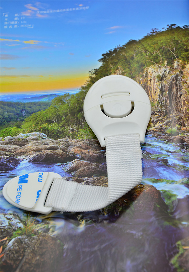 2019 Wholesale White Nylon Strap Baby Lock for Drawer