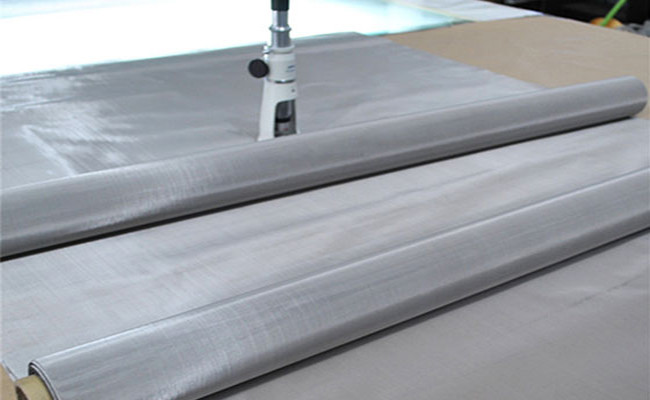 40 -- 400 Mesh / Inch Shuttleless Weaving Machine High Efficiency Compact Structure