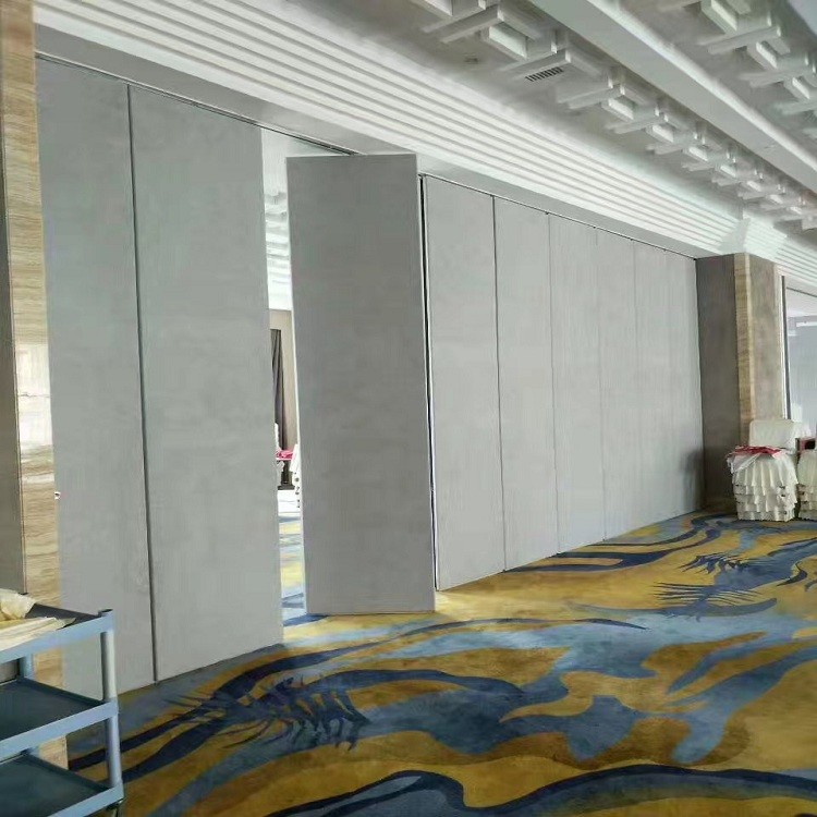 Office Interior Design Movable Wall Divider On Wheels For Art Gallery
