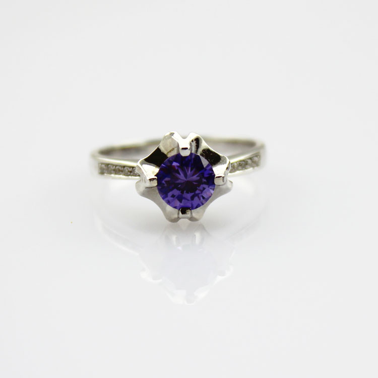 Women Jewelry 925 Silver 5.5mm Round Purple Cubic Zirconia Ring(F36)