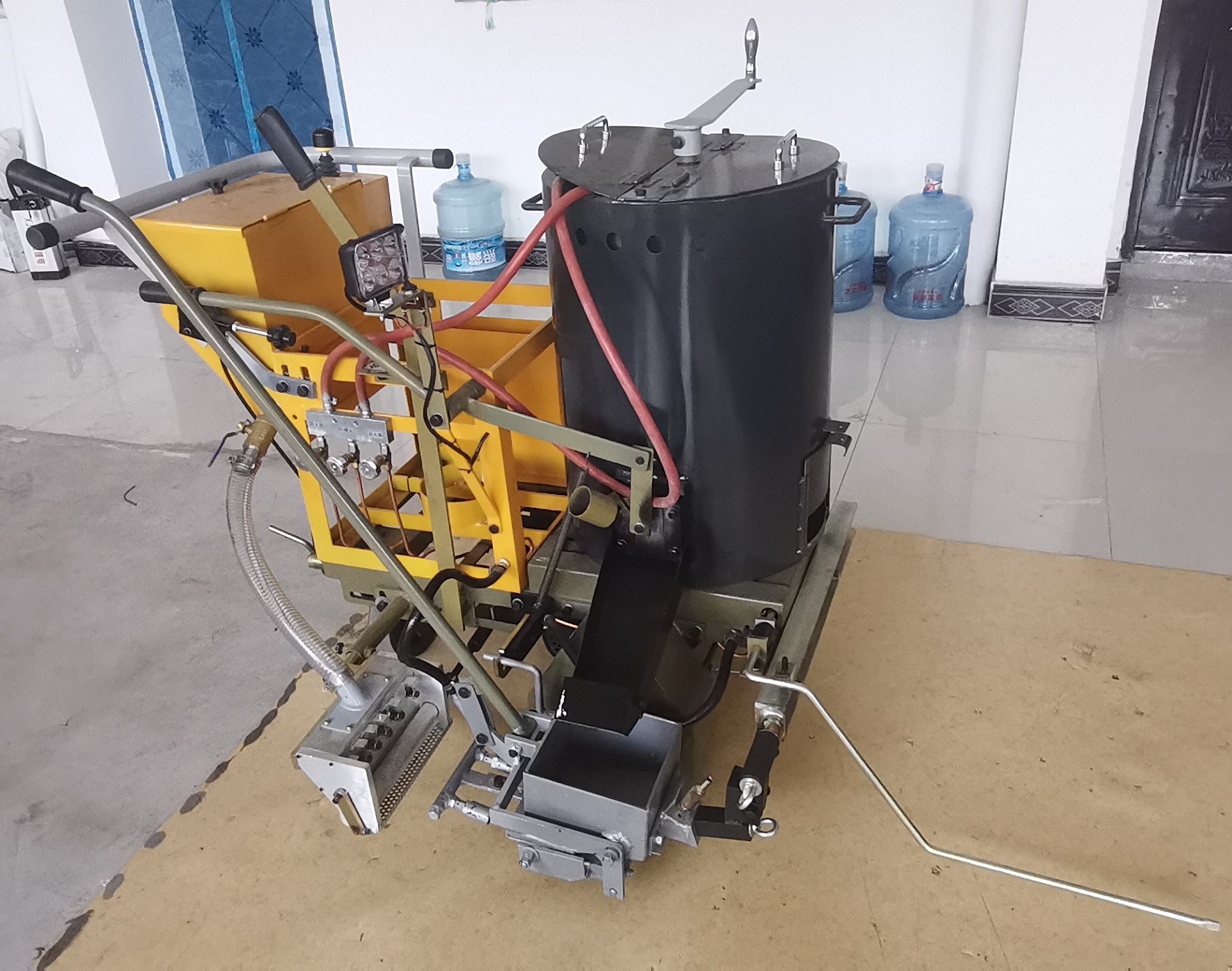 Electric Auto Moving Thermoplastic Road Lining Machine Street Striping Equipment