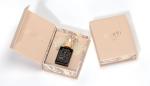 Luxry Magnetic Gift Gold Foil Perfume Packaging Box With Foam Insert