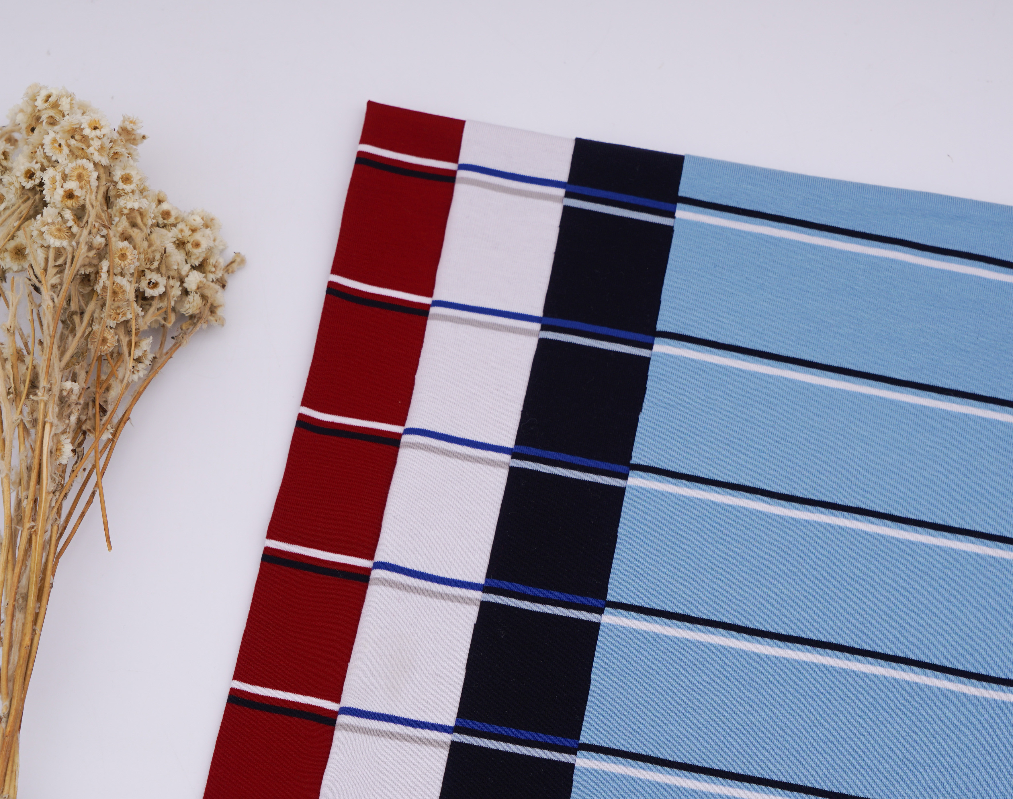 Fashionable And Versatile And Classic Striped Material Fabric For T-Shirt