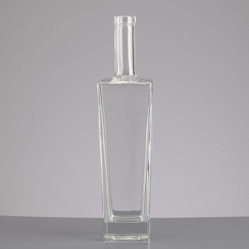 Spray Cap Square Vodka Glass Bottle Ideal for Whiskey Gin Bourbon Vodka Brandy Storage