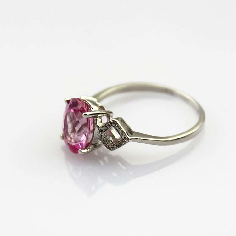 Fashion 925 Silver 7mmx9mm Oval Garnet Ring with Cubic Zirconia(R257)