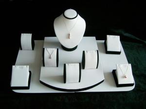 Wholesale Fashion Design Luxury Custom Jewelry Display Stand from china suppliers