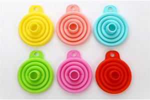 Wholesale Soft Silicone Kitchen Gadgets BPA Free Mini Silicone Funnel For Water Bottle from china suppliers