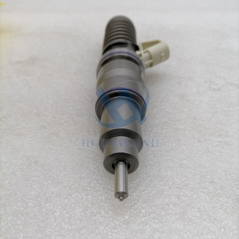Heavy Equipment Parts BEBE4C10001 Fuel Injector 3803848 3801439 for 9.0 TRUCK Engine