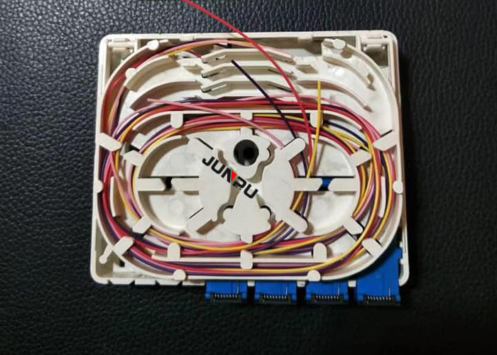 Indoor 4 Ports Fiber Optic Cable Termination Box Wall Type With SC Adapter