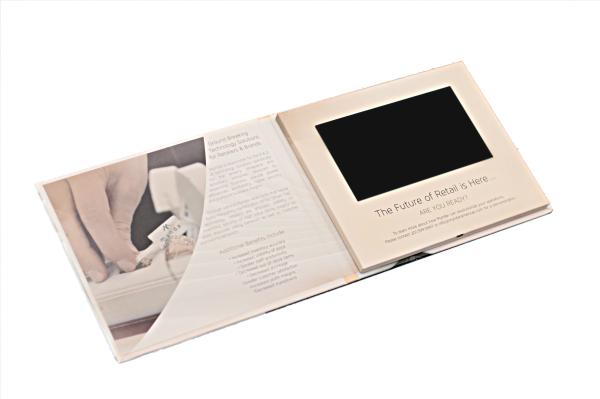 Multipages 7 Inch Promotional Video Book For Marketing 1GB Memory OEM Digital