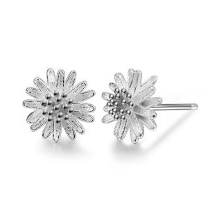Wholesale Fashion Jewelry 925 Silver Plated Daisy Flower Stud Earrings (EETUD010) from china suppliers