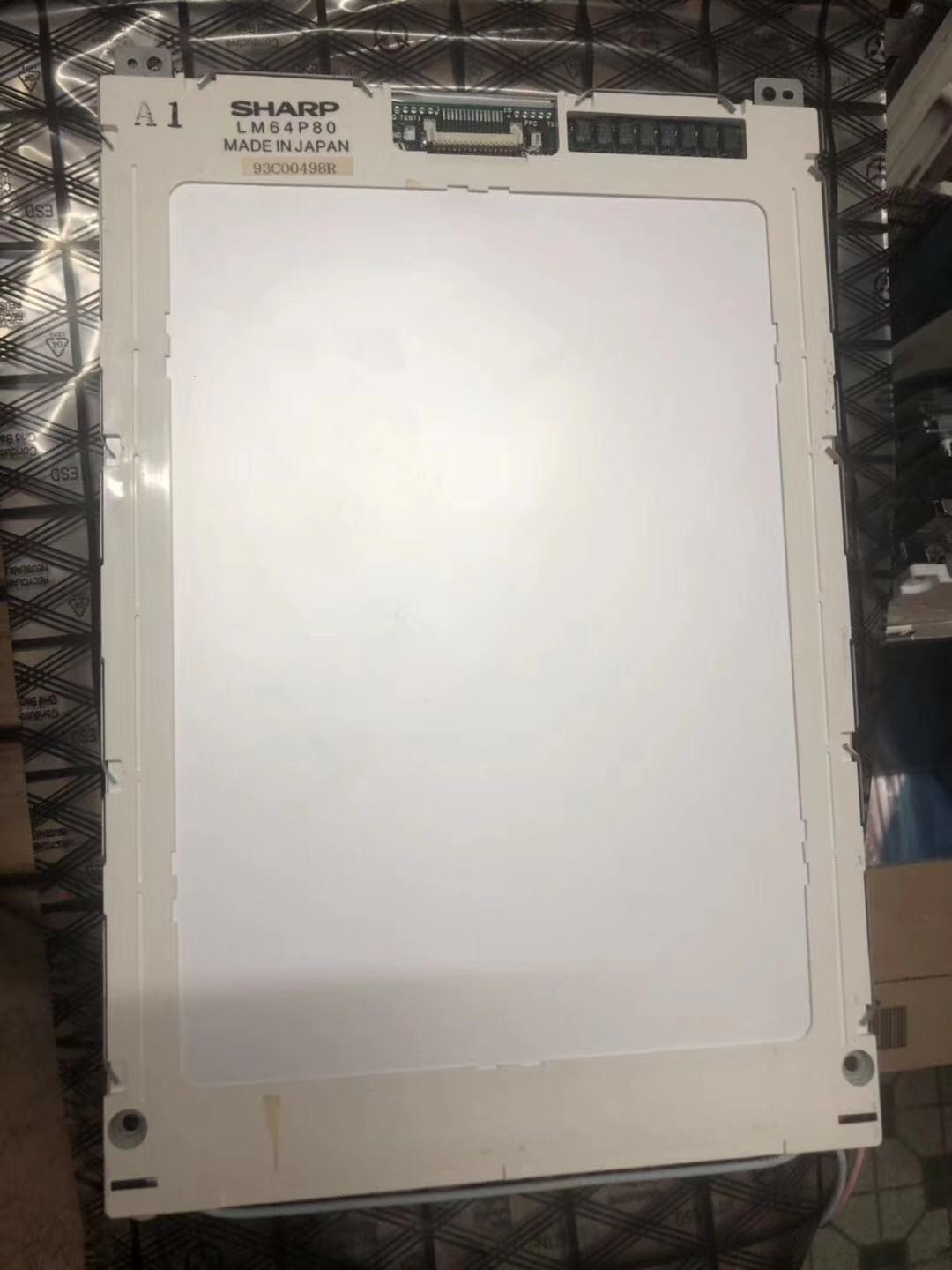 LM64P80 Sharp 9.4INCH LCM 640×480RGB INDUSTRIAL LCD DISPLAY