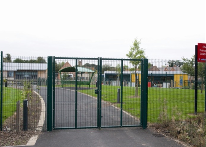 Metal Welded Wire Mesh Fence Gate For Home And Garden