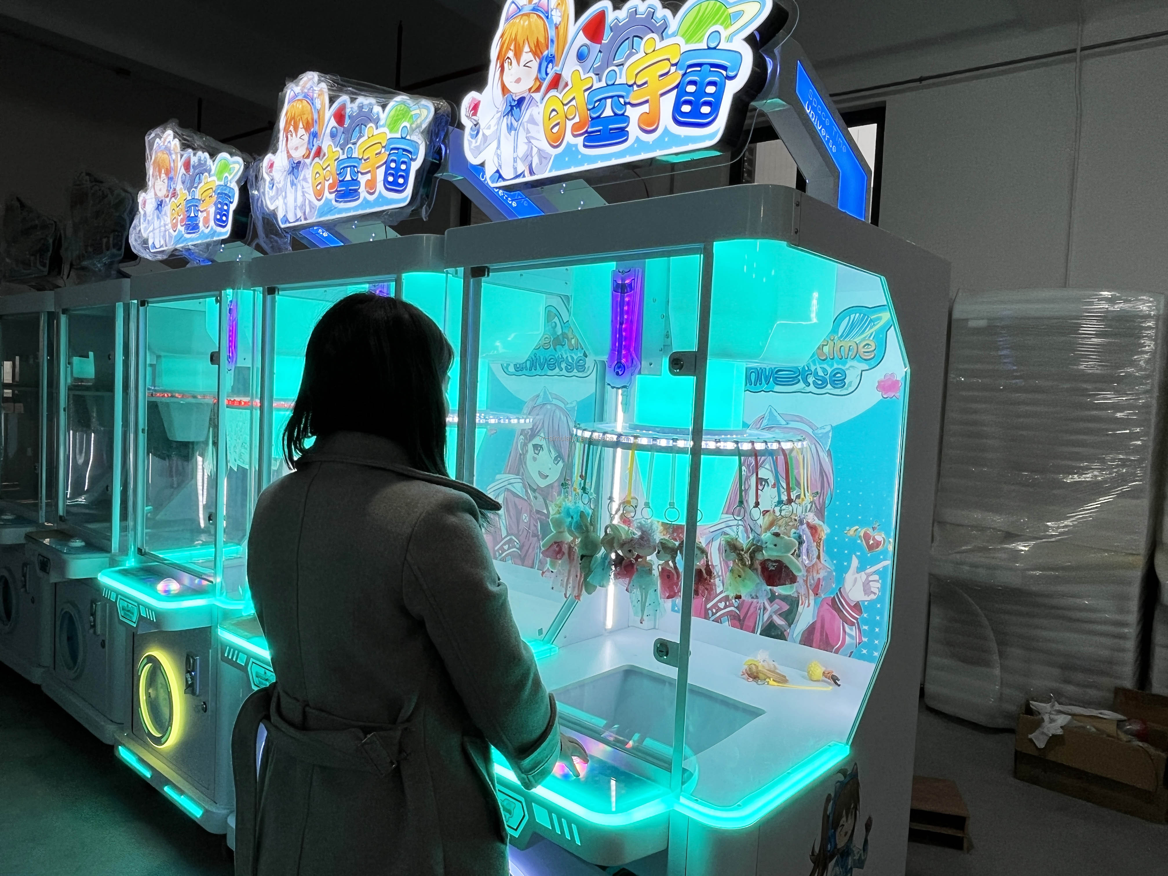 Dreamland exclusive single player hit the prize machine push toys crane vending machine for gifts