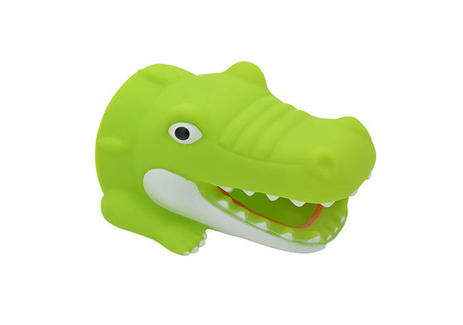 BPA Free Washing Hands Baby Faucet Extender Crocodile Shape Food Grade Materials