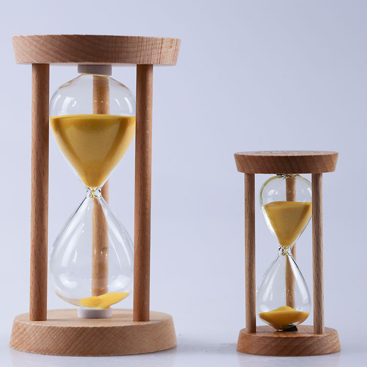 Three Pillar Wooden Hourglass Customized Antique Sand Timer for Gift