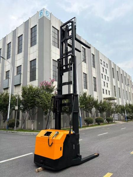 Non-standard Stacking AGB Body Height 5000mm Powered by Battery and 1380mm Fork