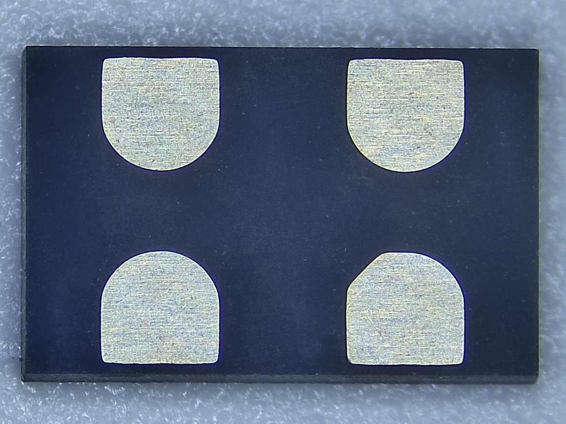 1.8V-3.3V MEMS Oscillator SMD 3.2x2.5mm HCMOS 1-200MHz 20PF 20ppm Programmable -SJK-